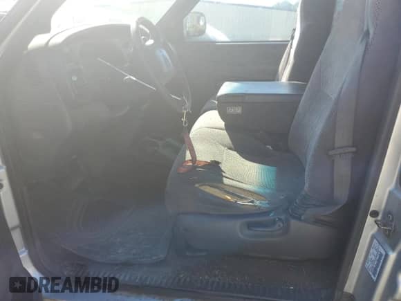 2001 Dodge 1500 с VIN 3B7HC13Z31G812545, выставлен на аукционе Copart как лот 75350464 с пробегом 203 662 миль миль и Чистый • Clean title. История ставок и продаж доступна на DreamBid. Изображение 7.