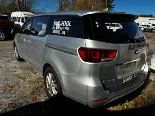 2017 Kia Sedona L with VIN KNDMA5C10H6284092, listed as a Copart auction lot 87122605 with 250,419 mi miles and Clean title. Bid and sale history available at DreamBid. Image 3.