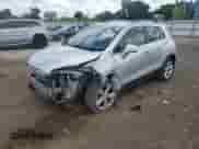 2015 Chevrolet Trax LTZ z VIN 3GNCJNSB4FL215440, wystawiony jako Copart lot #65007315 z przebiegiem 152 716 mil mil oraz Szkoda całkowita • Salvage title. Historia ofert i sprzedaży dostępna na DreamBid. Obrazek 1.