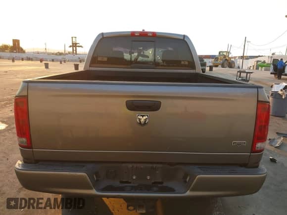 2005 Dodge 1500 SLT with VIN 1D7HA18D75S354967, listed as a IAAI auction lot 41305975 with 149,823 mi miles and . Bid and sale history available at DreamBid. Image 16.
