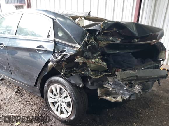 2013 Hyundai Sonata GLS z VIN 5NPEB4AC8DH602556, wystawiony jako IAAI lot #43334652 z przebiegiem Nie podano mil oraz . Historia ofert i sprzedaży dostępna na DreamBid. Obrazek 6.