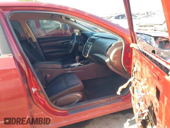 2016 Nissan Altima S z VIN 1N4AL3AP0GN307633, wystawiony jako IAAI lot #43120349 z przebiegiem 144 398 mil mil oraz . Historia ofert i sprzedaży dostępna na DreamBid. Obrazek 5.