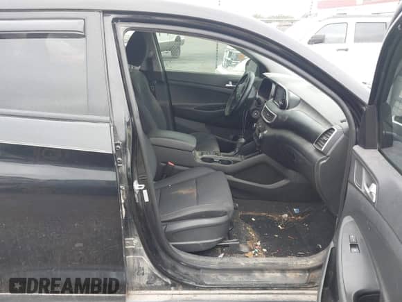 2021 Hyundai Tucson SE with VIN KM8J23A4XMU306246, listed as a IAAI auction lot 43558227 with 66,465 mi miles and . Bid and sale history available at DreamBid. Image 5.