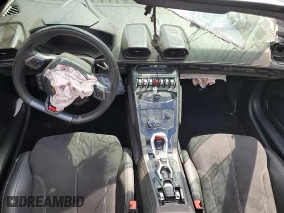 2016 Lamborghini Huracan LP 610-4 with VIN ZHWUR1ZF7GLA05381, listed as a Copart auction lot 71273294 with 10,965 mi miles and Salvage title. Bid and sale history available at DreamBid. Image 8.