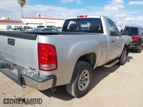 2012 GMC Sierra 1500 Work Truck z VIN 1GTN1TEX3CZ190953, wystawiony jako IAAI lot #42205917 z przebiegiem 229 407 mil mil oraz . Historia ofert i sprzedaży dostępna na DreamBid. Obrazek 4.