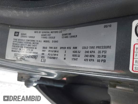 2010 Chevrolet Colorado 1LT with VIN 1GCDSCD98A8142007, listed as a IAAI auction lot 42017673 with 192,679 mi miles and . Bid and sale history available at DreamBid. Image 9.