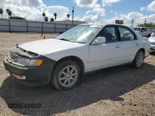 1994 Honda Accord EX with VIN JHMCD5656RC064748, listed as a Copart auction lot 42616235 with 175,442 mi miles and Salvage title. Bid and sale history available at DreamBid. Image 1.