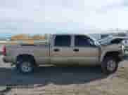 2005 Chevrolet Silverado 1500HD LS с VIN 1GCGK13U75F937557, выставлен на аукционе IAAI как лот 40634385 с пробегом 187 292 миль миль и . История ставок и продаж доступна на DreamBid. Изображение 13.