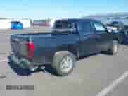 2011 Chevrolet Colorado 1LT z VIN 1GCHTCFE2B8115945, wystawiony jako IAAI lot #42314389 z przebiegiem 250 571 mil mil oraz . Historia ofert i sprzedaży dostępna na DreamBid. Obrazek 4.