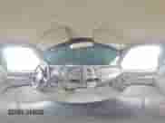 1998 GMC Sierra 1500 z VIN 1GTEC14W0WZ526005, wystawiony jako Copart lot #86539824 z przebiegiem 206 094 mil mil oraz Czysty tytuł • Clean title. Historia ofert i sprzedaży dostępna na DreamBid. Obrazek 13.