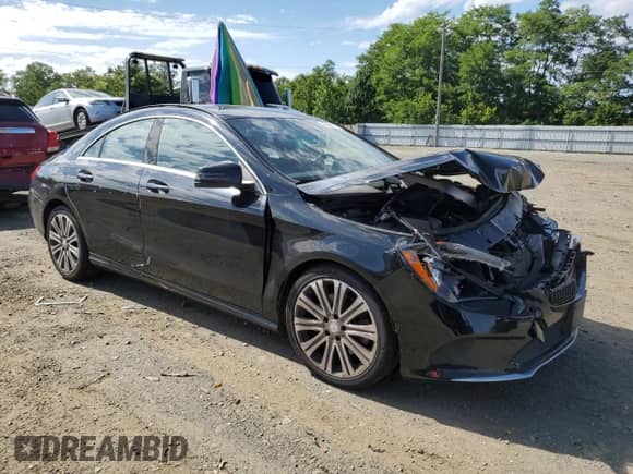 2017 Mercedes-Benz CLA 250 с VIN WDDSJ4EB0HN486045, выставлен на аукционе Copart как лот 68926015 с пробегом Не указан миль и Списание • Salvage title. История ставок и продаж доступна на DreamBid. Изображение 4.