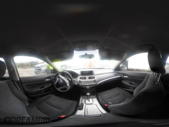 2012 Honda Accord LX Premium с VIN 1HGCP2F46CA231886, выставлен на аукционе IAAI как лот 43282807 с пробегом 212 578 миль миль и . История ставок и продаж доступна на DreamBid. Изображение 19.