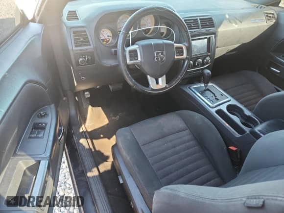 2013 Dodge Challenger SXT с VIN 2C3CDYAG5DH692211, выставлен на аукционе Copart как лот 82723785 с пробегом 193 920 миль миль и Чистый • Clean title. История ставок и продаж доступна на DreamBid. Изображение 8.