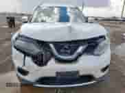 2016 Nissan Rogue SV with VIN KNMAT2MTXGP607715, listed as a Copart auction lot 81818965 with 115,673 mi miles and Salvage title. Bid and sale history available at DreamBid. Image 5.