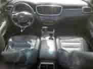 2019 Kia Sorento EX with VIN 5XYPH4A59KG566115, listed as a Copart auction lot 60780525 with 98,318 mi miles and Clean title. Bid and sale history available at DreamBid. Image 8.