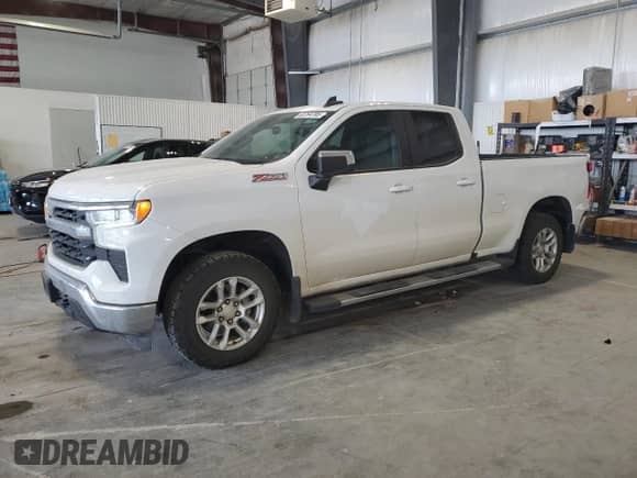 2023 Chevrolet Silverado 1500 LT with VIN 1GCRDDED3PZ117463, listed as a Copart auction lot 69764785 with 51,651 mi miles and Salvage title. Bid and sale history available at DreamBid. Image 1.