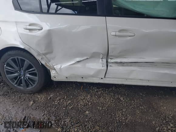 2016 Subaru WRX with VIN JF1VA1B62G9817931, listed as a IAAI auction lot 42381603 with 82,942 mi miles and . Bid and sale history available at DreamBid. Image 6.