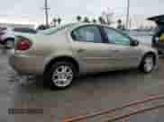 2003 Dodge Neon SXT z VIN 1B3ES56C63D101380, wystawiony jako Copart lot #84546684 z przebiegiem 32 643 mil mil oraz Szkoda całkowita • Salvage title. Historia ofert i sprzedaży dostępna na DreamBid. Obrazek 3.