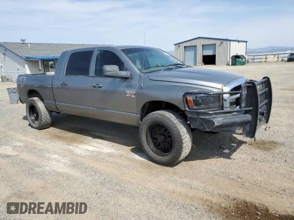 2009 Dodge RAM with VIN 3D7MX39L09G520564, listed as a Copart auction lot 70392225 with 287,331 mi miles and Clean title. Bid and sale history available at DreamBid. Image 4.