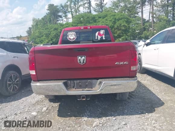 2011 Ram 1500 SLT z VIN 1D7RV1GT5BS580292, wystawiony jako IAAI lot #42258211 z przebiegiem 187 977 mil mil oraz . Historia ofert i sprzedaży dostępna na DreamBid. Obrazek 16.