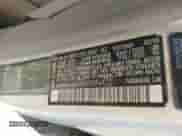 1990 Mercedes-Benz 300 E z VIN WDBEA30D4LB200863, wystawiony jako IAAI lot #43551698 z przebiegiem 235 205 mil mil oraz . Historia ofert i sprzedaży dostępna na DreamBid. Obrazek 9.