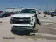 2024 Chevrolet Colorado 2WD LT z VIN 1GCPSCEK9R1138907, wystawiony jako Copart lot #81202625 z przebiegiem 16 302 mil mil oraz Szkoda całkowita • Salvage title. Historia ofert i sprzedaży dostępna na DreamBid. Obrazek 13.