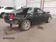 2018 Chrysler 300 Limited z VIN 2C3CCAKG5JH181716, wystawiony jako IAAI lot #42742226 z przebiegiem 188 662 mil mil oraz . Historia ofert i sprzedaży dostępna na DreamBid. Obrazek 4.