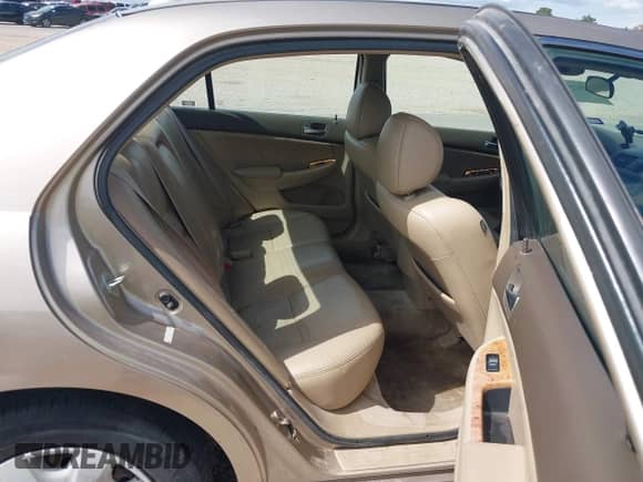 2005 Honda Accord EX-L с VIN 1HGCM55845A065806, выставлен на аукционе IAAI как лот 42825004 с пробегом 238 036 миль миль и . История ставок и продаж доступна на DreamBid. Изображение 8.