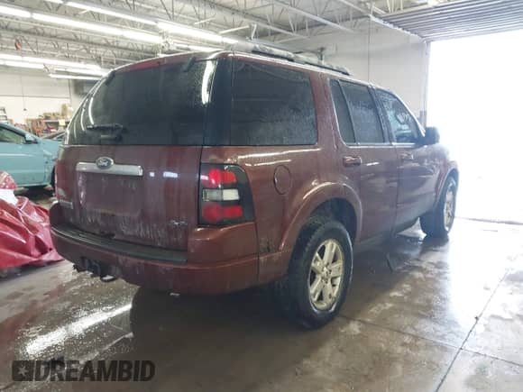 2010 Ford Explorer with VIN 1FMEU7D89AUB13941, listed as a IAAI auction lot 41651307 with 201,322 mi miles and . Bid and sale history available at DreamBid. Image 4.