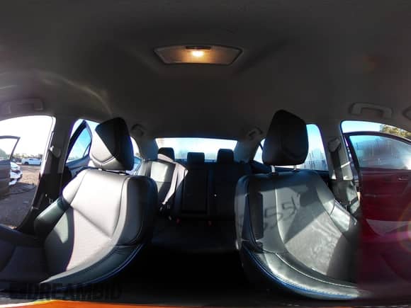 2019 Toyota Corolla L z VIN 2T1BURHE9KC143023, wystawiony jako IAAI lot #43355135 z przebiegiem 34 946 mil mil oraz . Historia ofert i sprzedaży dostępna na DreamBid. Obrazek 20.