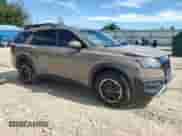 2023 Nissan Pathfinder Rock Creek с VIN 5N1DR3BD5PC228749, выставлен на аукционе Copart как лот 67546195 с пробегом 39 806 миль миль и Списание • Salvage title. История ставок и продаж доступна на DreamBid. Изображение 4.