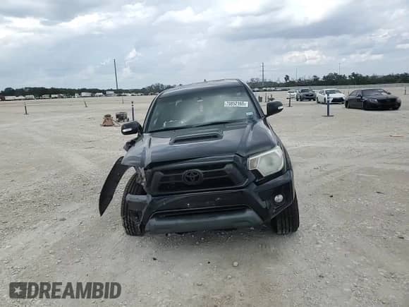 2015 Toyota Tacoma with VIN 5TFLU4EN7FX136848, listed as a Copart auction lot 70852165 with 139,432 mi miles and Salvage title. Bid and sale history available at DreamBid. Image 13.