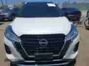 2024 Nissan Kicks SV с VIN 3N1CP5CV1RL472904, выставлен на аукционе IAAI как лот 42519683 с пробегом 32 947 миль миль и . История ставок и продаж доступна на DreamBid. Изображение 6.