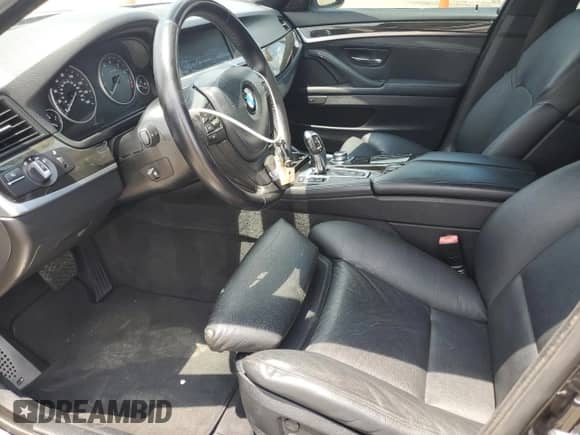 2011 BMW 5 Series 550i с VIN WBAFR9C57BDE81789, выставлен на аукционе Copart как лот 62897935 с пробегом 172 927 миль миль и Чистый • Clean title. История ставок и продаж доступна на DreamBid. Изображение 7.