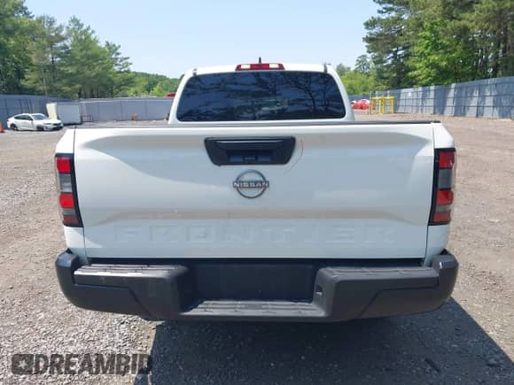 2024 Nissan Frontier S z VIN 1N6ED1CL1RN637370, wystawiony jako IAAI lot #42368622 z przebiegiem 43 413 mil mil oraz . Historia ofert i sprzedaży dostępna na DreamBid. Obrazek 16.