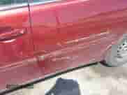 2005 Toyota Camry LE z VIN 4T1BE30K75U080616, wystawiony jako IAAI lot #43331339 z przebiegiem 184 968 mil mil oraz . Historia ofert i sprzedaży dostępna na DreamBid. Obrazek 6.