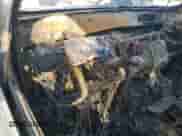 2015 Toyota Tundra SR z VIN 5TFUY5F1XFX450634, wystawiony jako Copart lot #71906135 z przebiegiem Nie podano mil oraz Nie do naprawy • Non repairable. Historia ofert i sprzedaży dostępna na DreamBid. Obrazek 9.