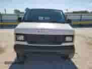 2000 Ford Econoline Cargo with VIN 1FTNS2426YHA08141, listed as a Copart auction lot 53088235 with 182,865 mi miles and Salvage title. Bid and sale history available at DreamBid. Image 5.