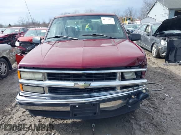1996 Chevrolet Silverado 2500 с VIN 1GCFC29R8TE221738, выставлен на аукционе IAAI как лот 41712034 с пробегом 242 764 миль миль и . История ставок и продаж доступна на DreamBid. Изображение 12.