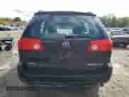 2010 Toyota Sienna CE z VIN 5TDKK4CC2AS305336, wystawiony jako Copart lot #86893375 z przebiegiem 225 105 mil mil oraz Czysty tytuł • Clean title. Historia ofert i sprzedaży dostępna na DreamBid. Obrazek 6.