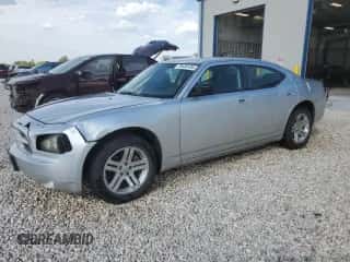 2008 Dodge Charger с VIN 2B3KA43R08H102320, выставлен на аукционе Copart как лот 70438134 с пробегом 142 963 миль миль и Чистый • Clean title. История ставок и продаж доступна на DreamBid. Изображение 1.