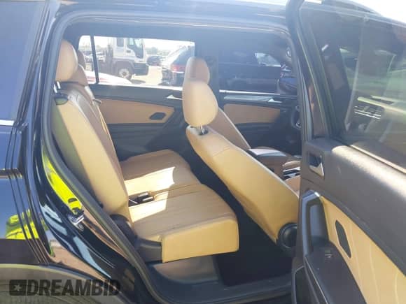 2022 Volkswagen Tiguan SE with VIN 3VV3B7AX0NM020783, listed as a IAAI auction lot 43174237 with 53,784 mi miles and . Bid and sale history available at DreamBid. Image 8.