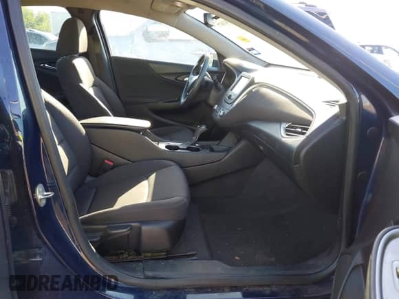 2018 Chevrolet Malibu LS с VIN 1G1ZB5ST6JF196605, выставлен на аукционе IAAI как лот 43433677 с пробегом 39 351 миль миль и . История ставок и продаж доступна на DreamBid. Изображение 5.