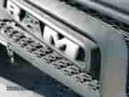 2021 Ram 1500 Warlock z VIN 1C6RR7GG1MS523909, wystawiony jako IAAI lot #43232102 z przebiegiem 71 910 mil mil oraz . Historia ofert i sprzedaży dostępna na DreamBid. Obrazek 20.