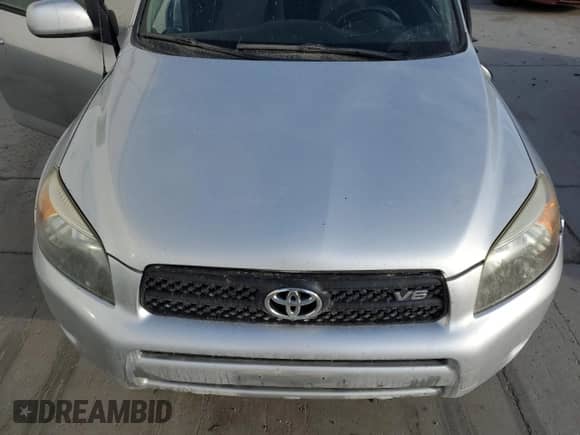 2008 Toyota RAV4 Sport with VIN JTMBK32V585048993, listed as a Copart auction lot 72039765 with 174,155 mi miles and Salvage title. Bid and sale history available at DreamBid. Image 12.