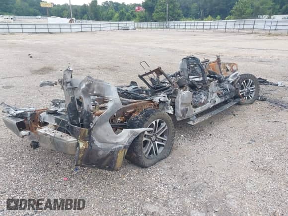 2020 Ford F-150 XL z VIN 1FTEW1E5XLFA45687, wystawiony jako IAAI lot #43376574 z przebiegiem Nie podano mil oraz . Historia ofert i sprzedaży dostępna na DreamBid. Obrazek 4.