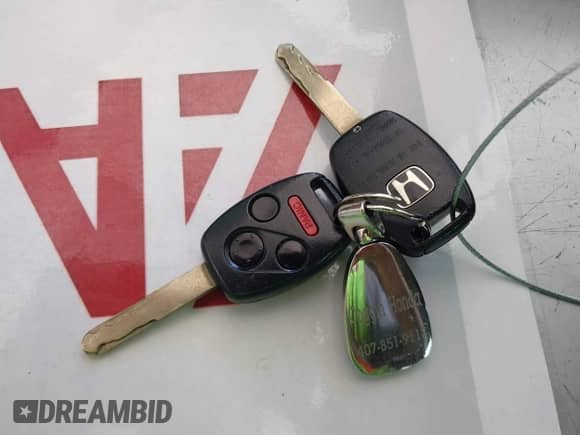 2008 Honda Accord EX с VIN 1HGCS12718A015590, выставлен на аукционе IAAI как лот 42911349 с пробегом 225 257 миль миль и . История ставок и продаж доступна на DreamBid. Изображение 11.