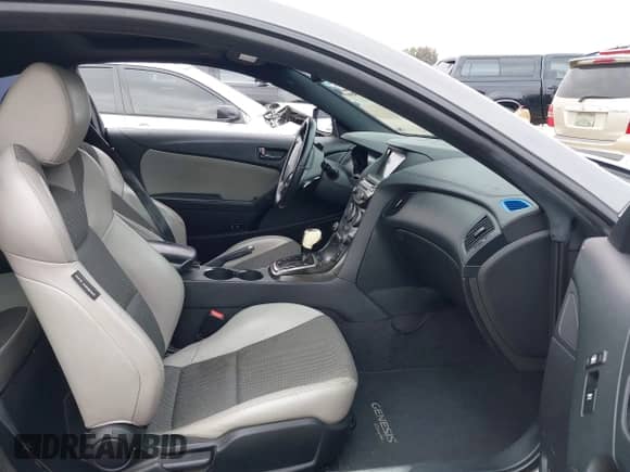 2013 Hyundai Genesis Coupe Premium с VIN KMHHT6KD1DU099404, выставлен на аукционе IAAI как лот 42379613 с пробегом 110 507 миль миль и . История ставок и продаж доступна на DreamBid. Изображение 5.