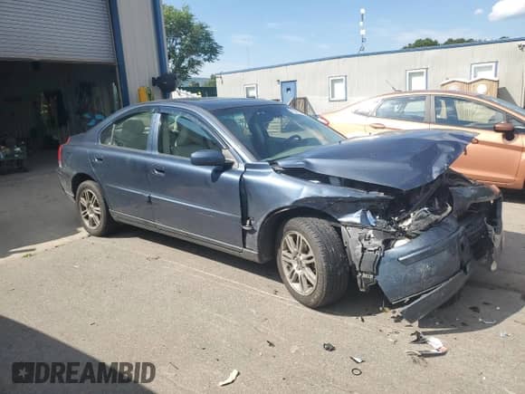 2006 Volvo S60 2.5L Turbo с VIN YV1RH592462535258, выставлен на аукционе Copart как лот 63487575 с пробегом 208 615 миль миль и Списание • Salvage title. История ставок и продаж доступна на DreamBid. Изображение 4.