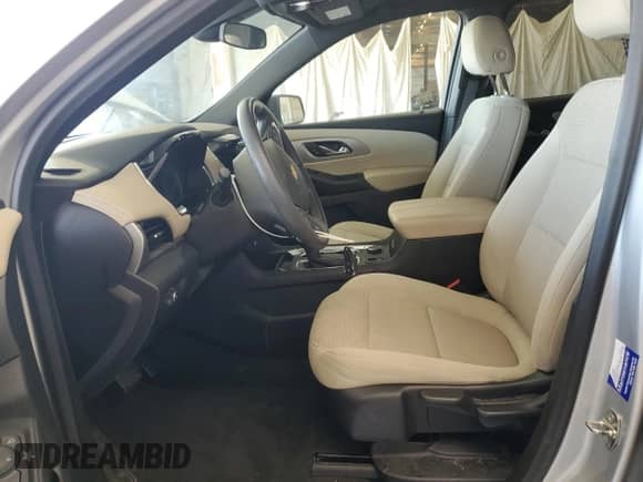2022 Chevrolet Traverse LS z VIN 1GNERFKW5NJ119817, wystawiony jako Copart lot #71190305 z przebiegiem 37 556 mil mil oraz Szkoda całkowita • Salvage title. Historia ofert i sprzedaży dostępna na DreamBid. Obrazek 7.